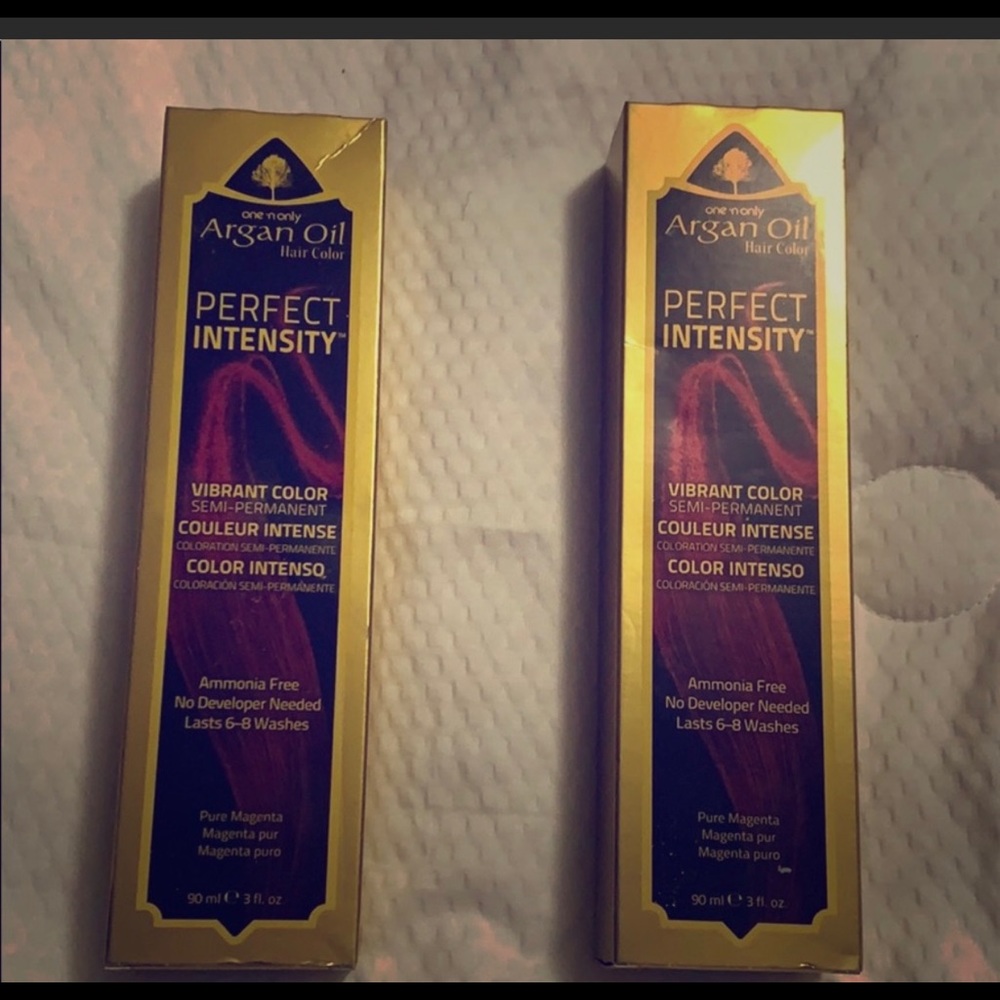 *SOLD*Argan Oil Perfect Intensity- Magenta